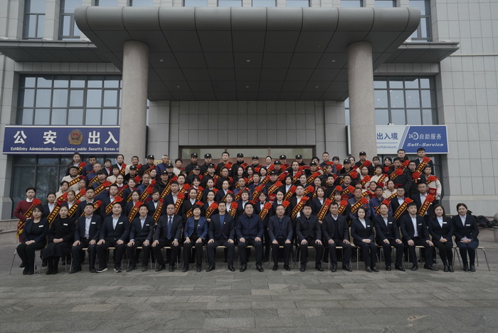 合影.jpg